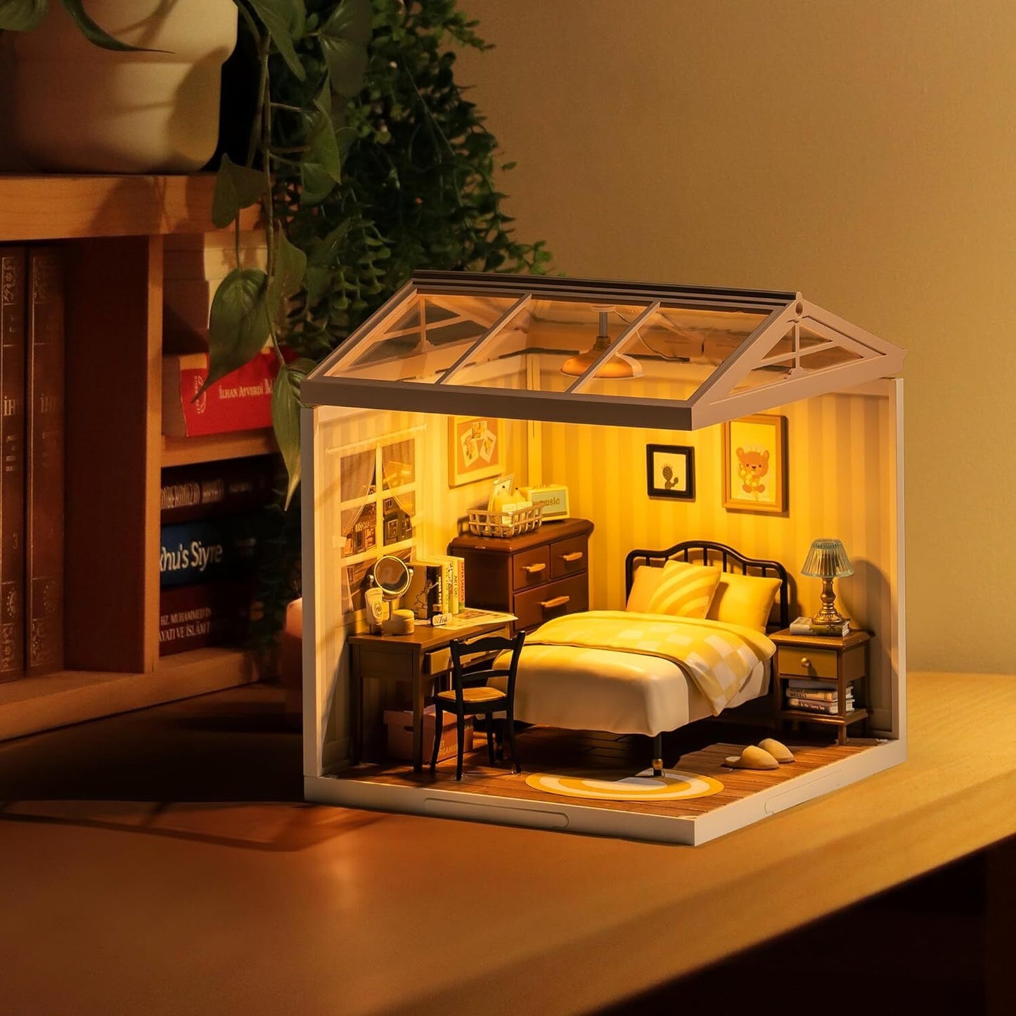 Rolife 1:24 Miniature Dollhouse Super Creator Plastic Building Teens Xmas Gift