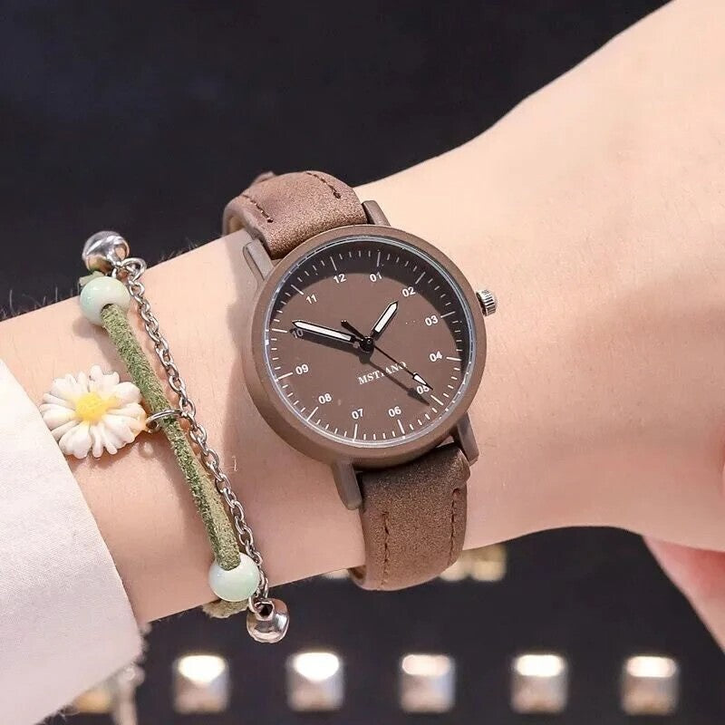 YIKAZE Women's Watch PU Leather Strap Women Quartz Watches Waterproof Round Dial