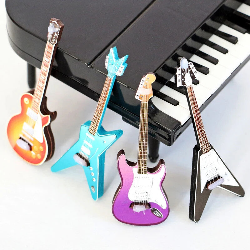 1/12 Diorama Electric Strat Style Guitar Musical Instrument Model Dollhouse Prop