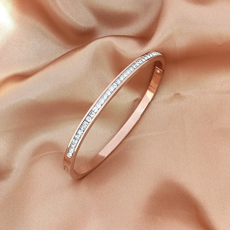 Non fading titanium steel inlaid with rhinestones stainless steel bracelet