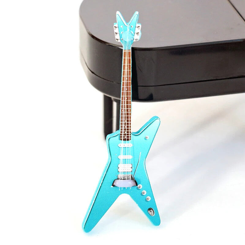 1/12 Diorama Electric Strat Style Guitar Musical Instrument Model Dollhouse Prop