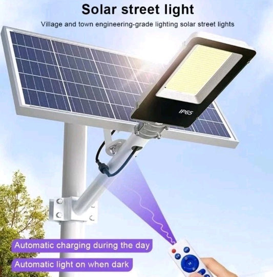 1000W Solar Street Lights LED Road Lamp with Remote - Ideal for Parking Lot Yard