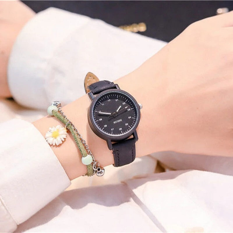 YIKAZE Women's Watch PU Leather Strap Women Quartz Watches Waterproof Round Dial